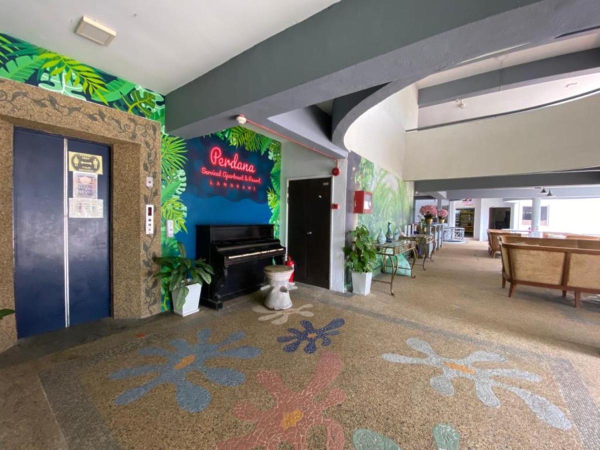 Perdana Serviced Apartment & Resorts Padang Mat Sirat Экстерьер фото