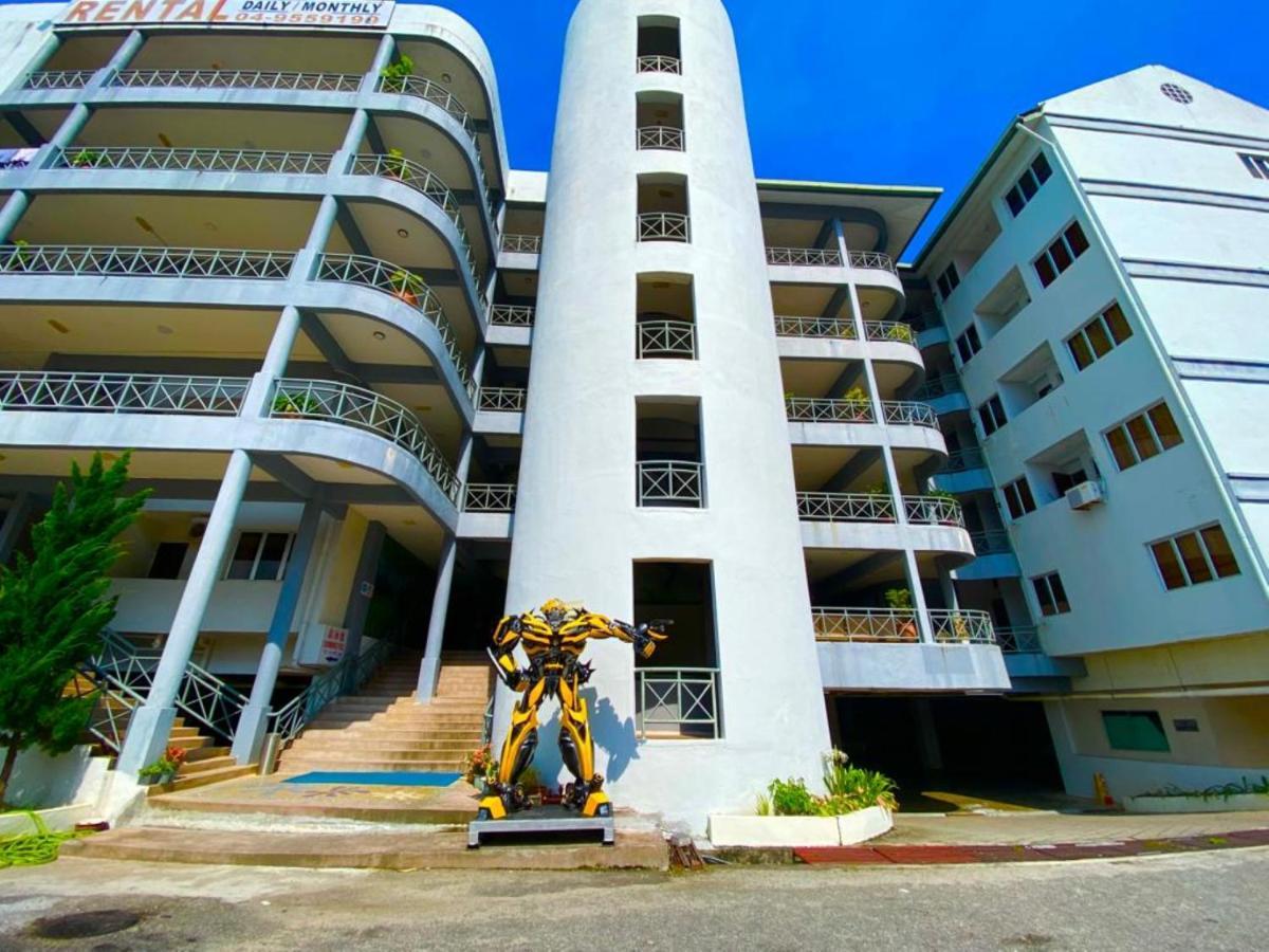 Perdana Serviced Apartment & Resorts Padang Mat Sirat Экстерьер фото