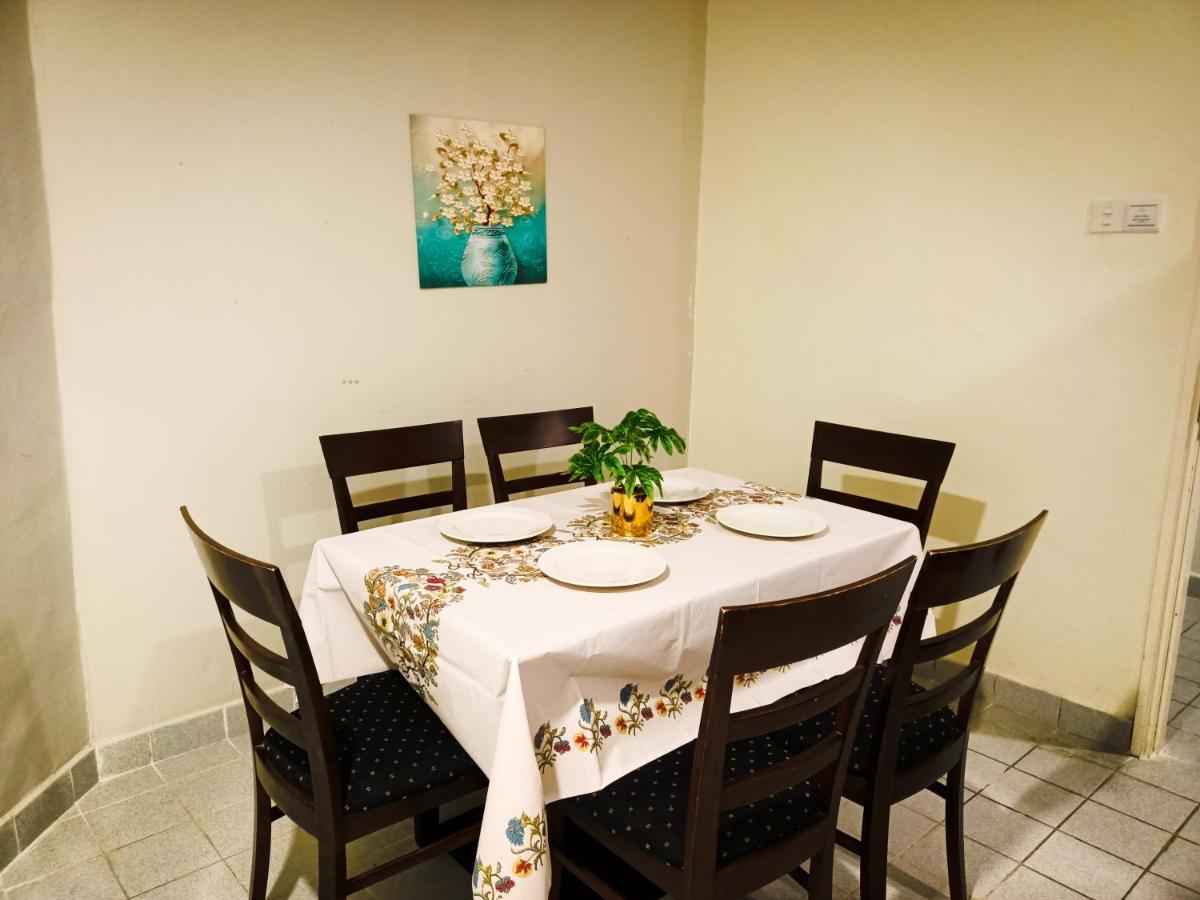 Perdana Serviced Apartment & Resorts Padang Mat Sirat Экстерьер фото