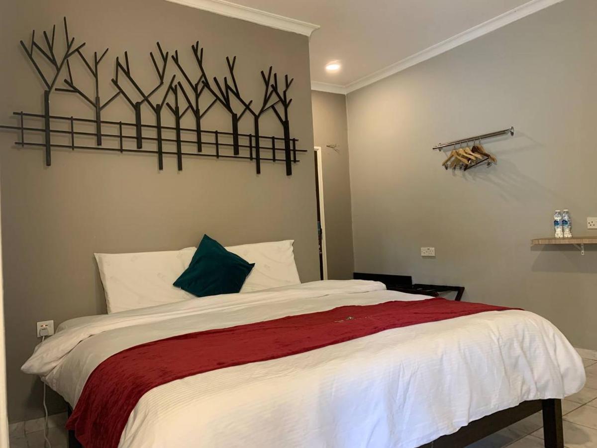 Perdana Serviced Apartment & Resorts Padang Mat Sirat Экстерьер фото